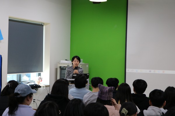 d4ab04ee825e1a56bbc25c4f0d7dd308_1711527